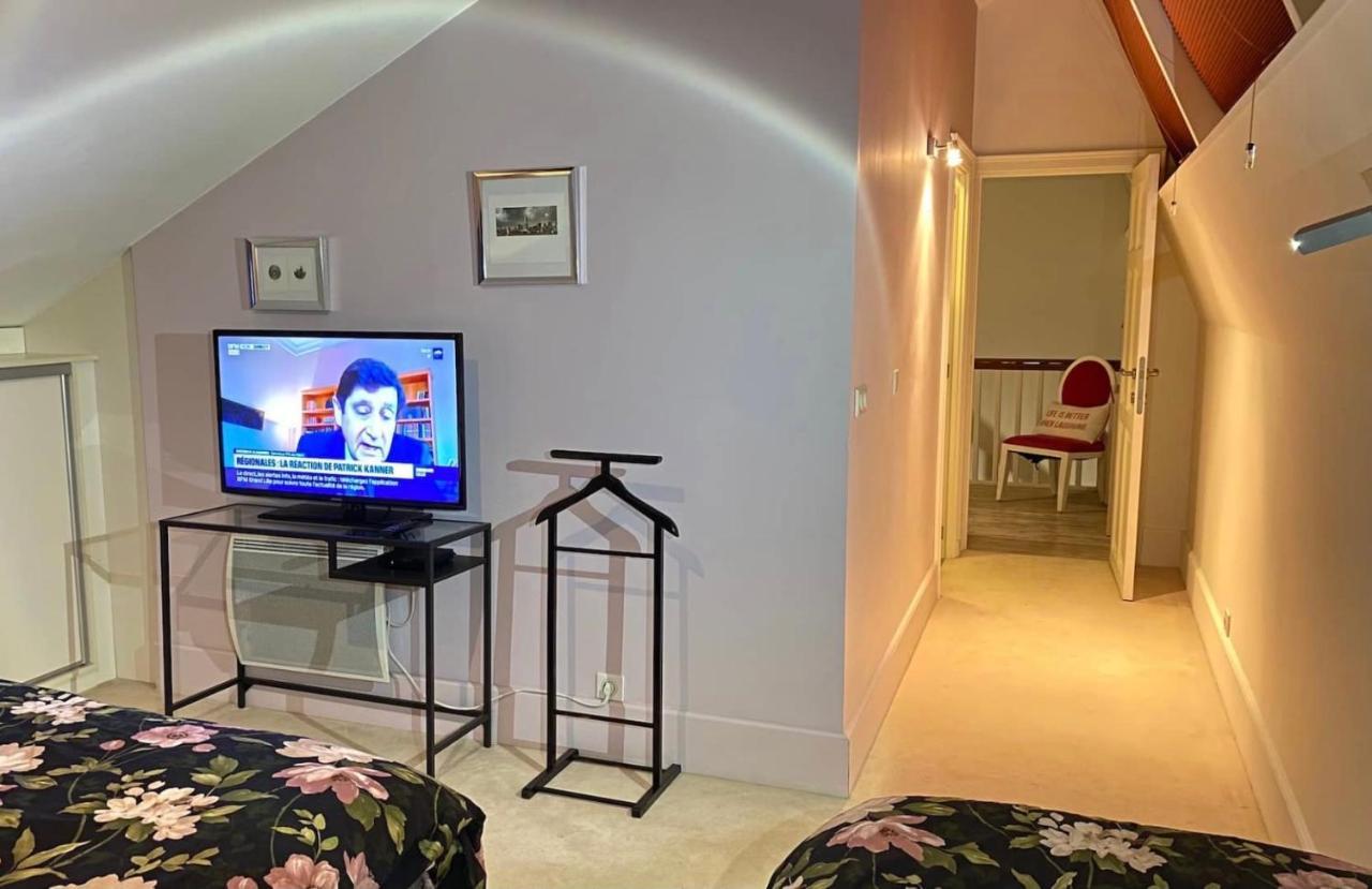 Appartamento Le Jacuzzi De Marie Tourcoing Esterno foto